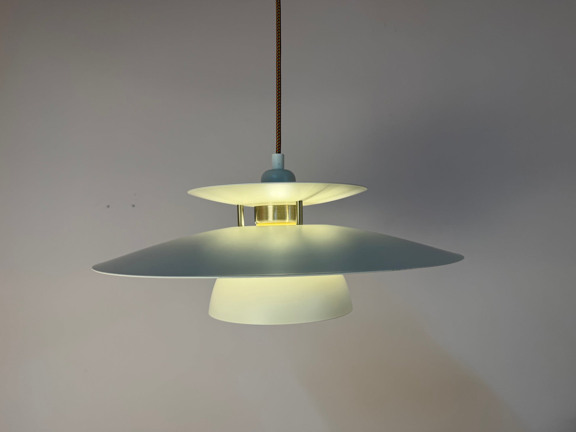 Lamellenlampe Typ 4450 weiß von Lyfa