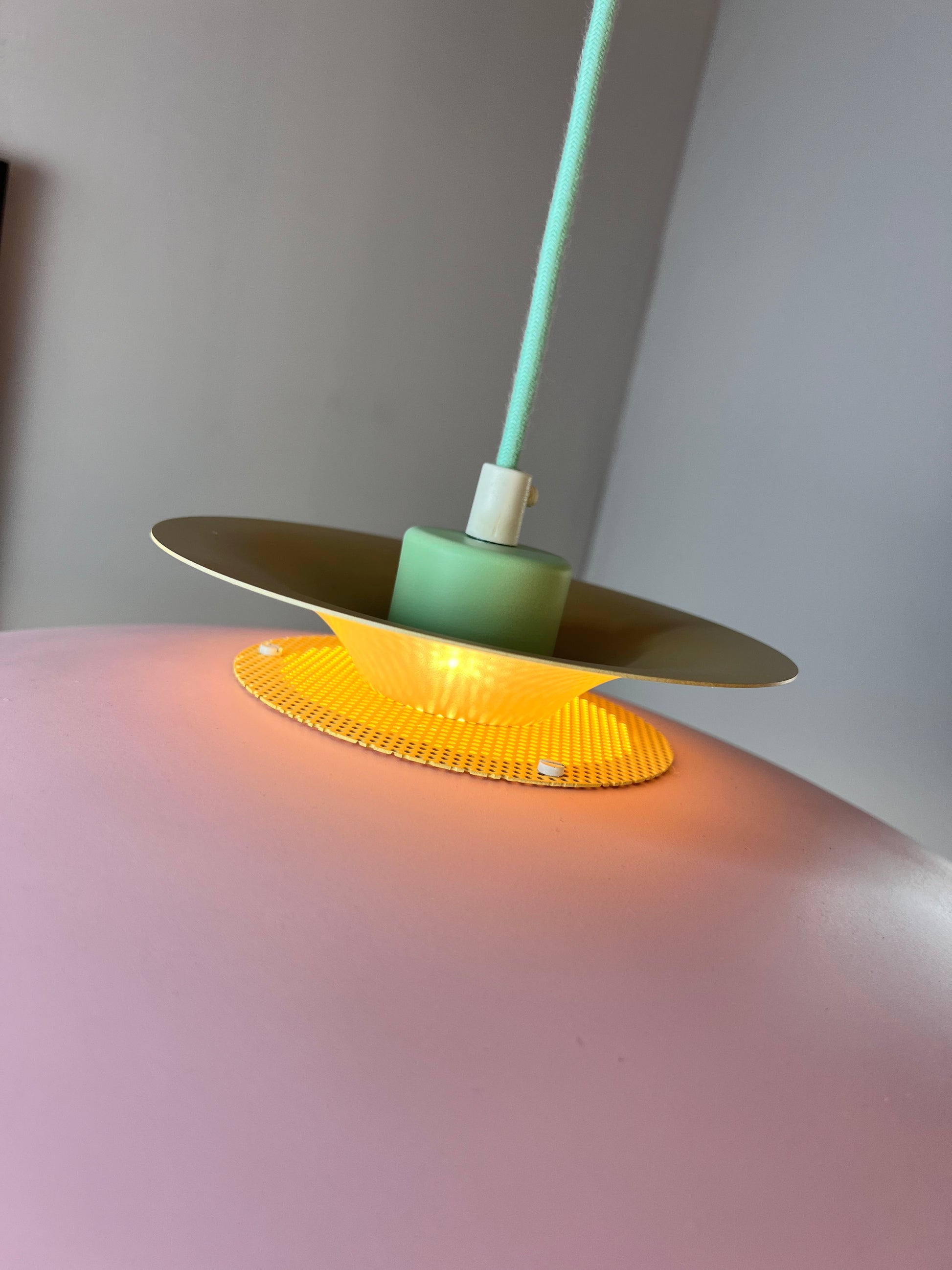 Lamellenlampe neu lackiert rosa mint