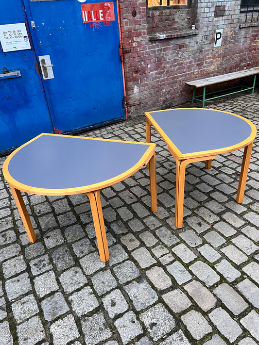 Halbrunder Esstisch grau Buche von Rud Thygesen & Johnny Sørensen für Farstrup