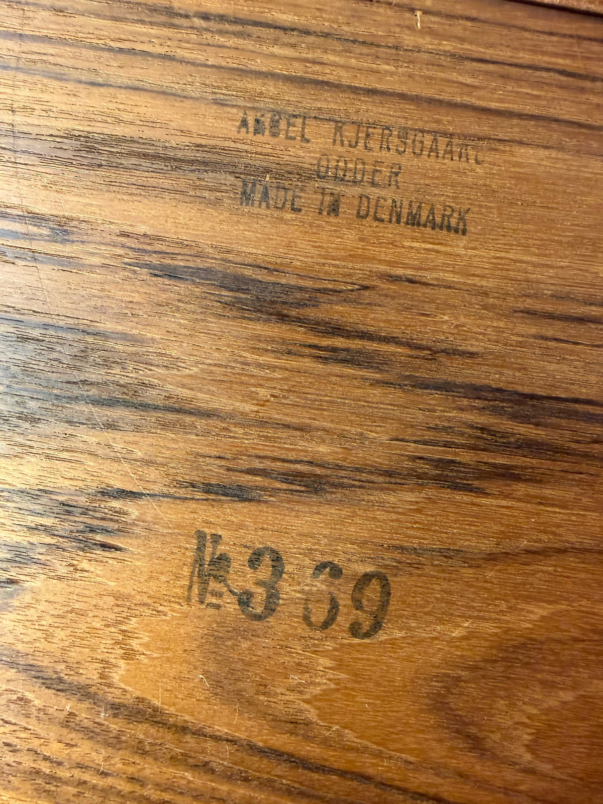 Wandgarderobe No. 369 Teak von Aksel Kjersgaard