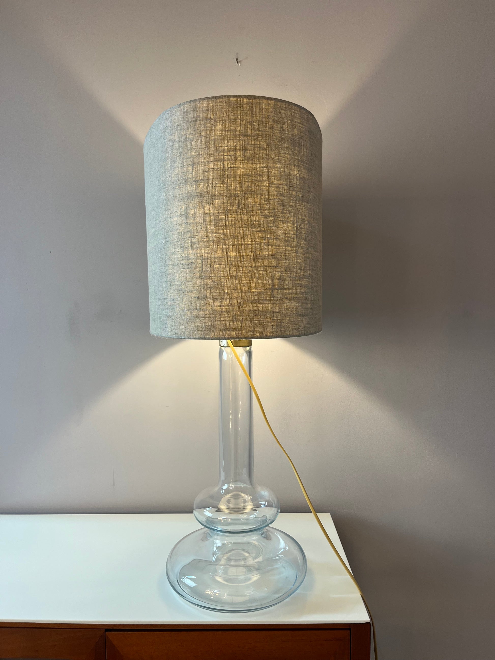 Tischlampe Plaza mit transparentem Glasfuß von Michael Bang für Holmegaard