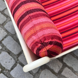 Sessel 70er pink gestreift