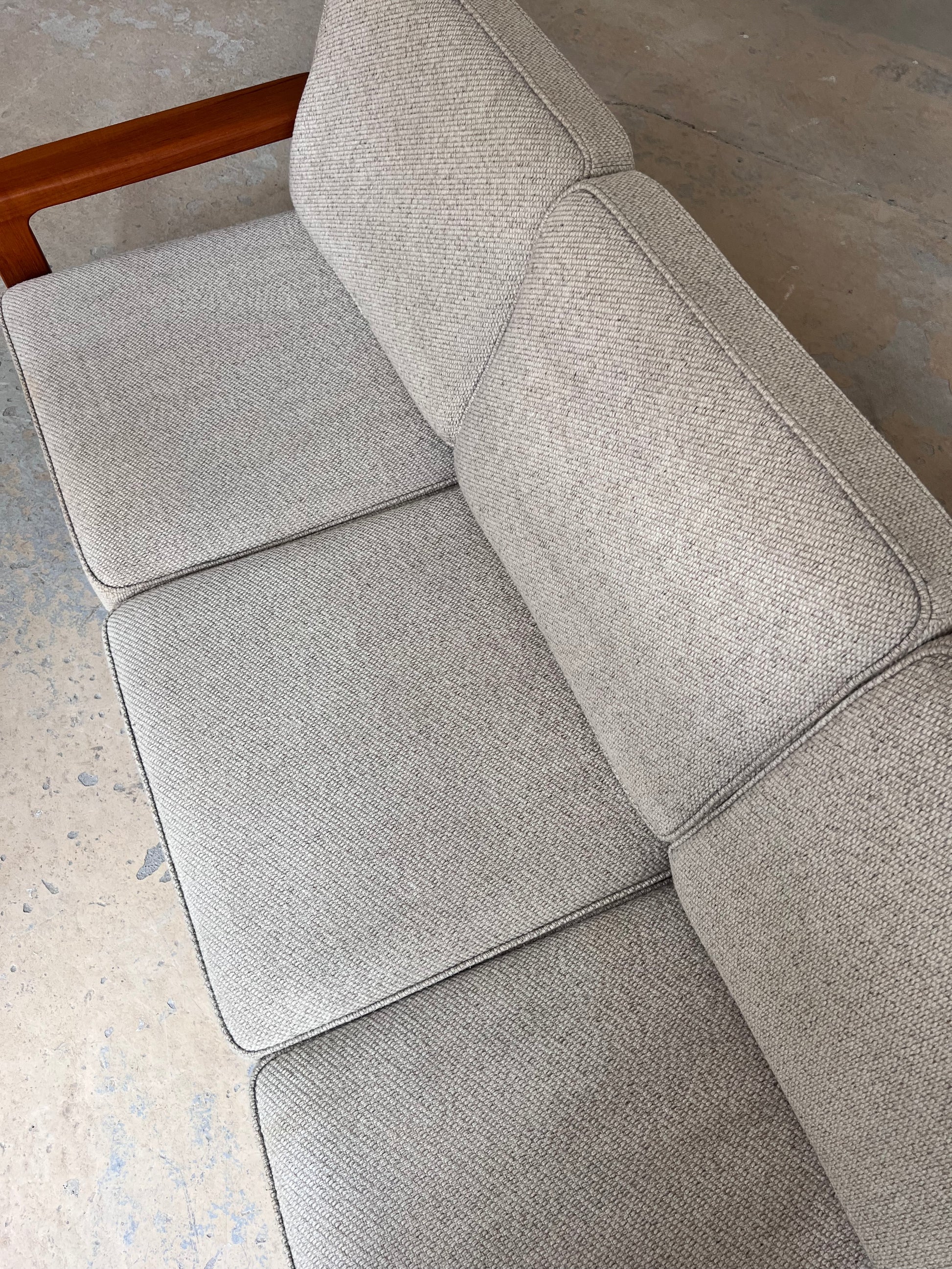 3-Sitzer Sofa Teak & Wolle aus Dänemark