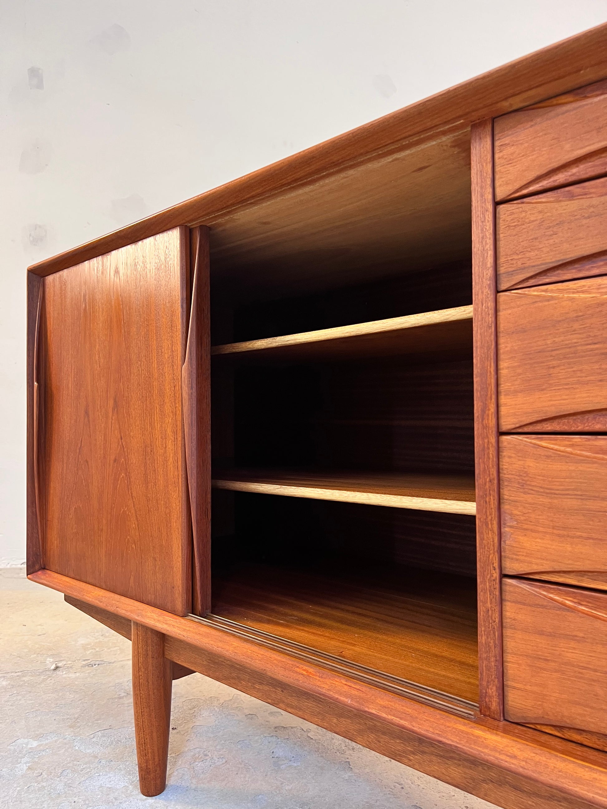 Sideboard Teak von Dyrlund