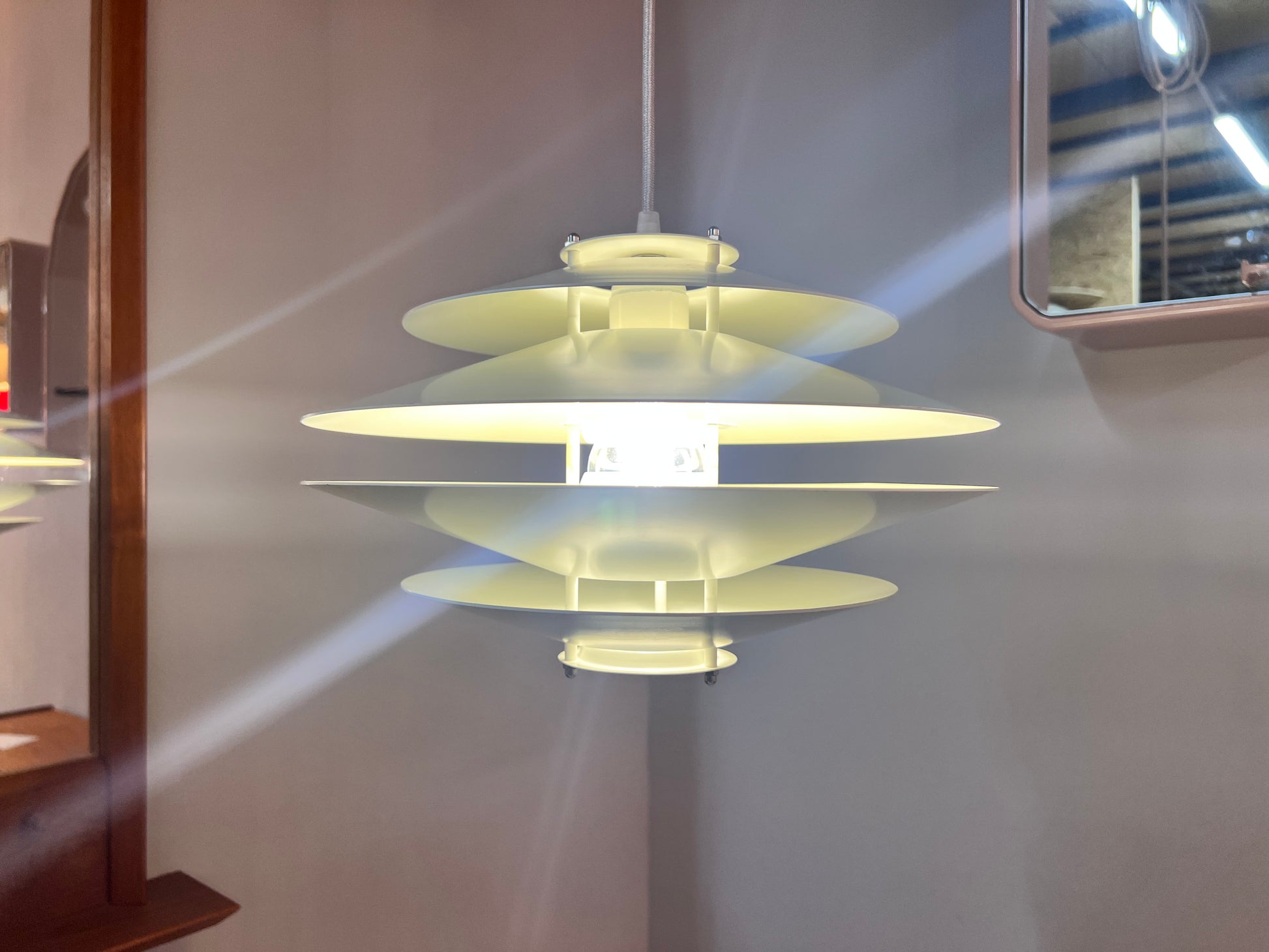 Lamellenlampe weiß