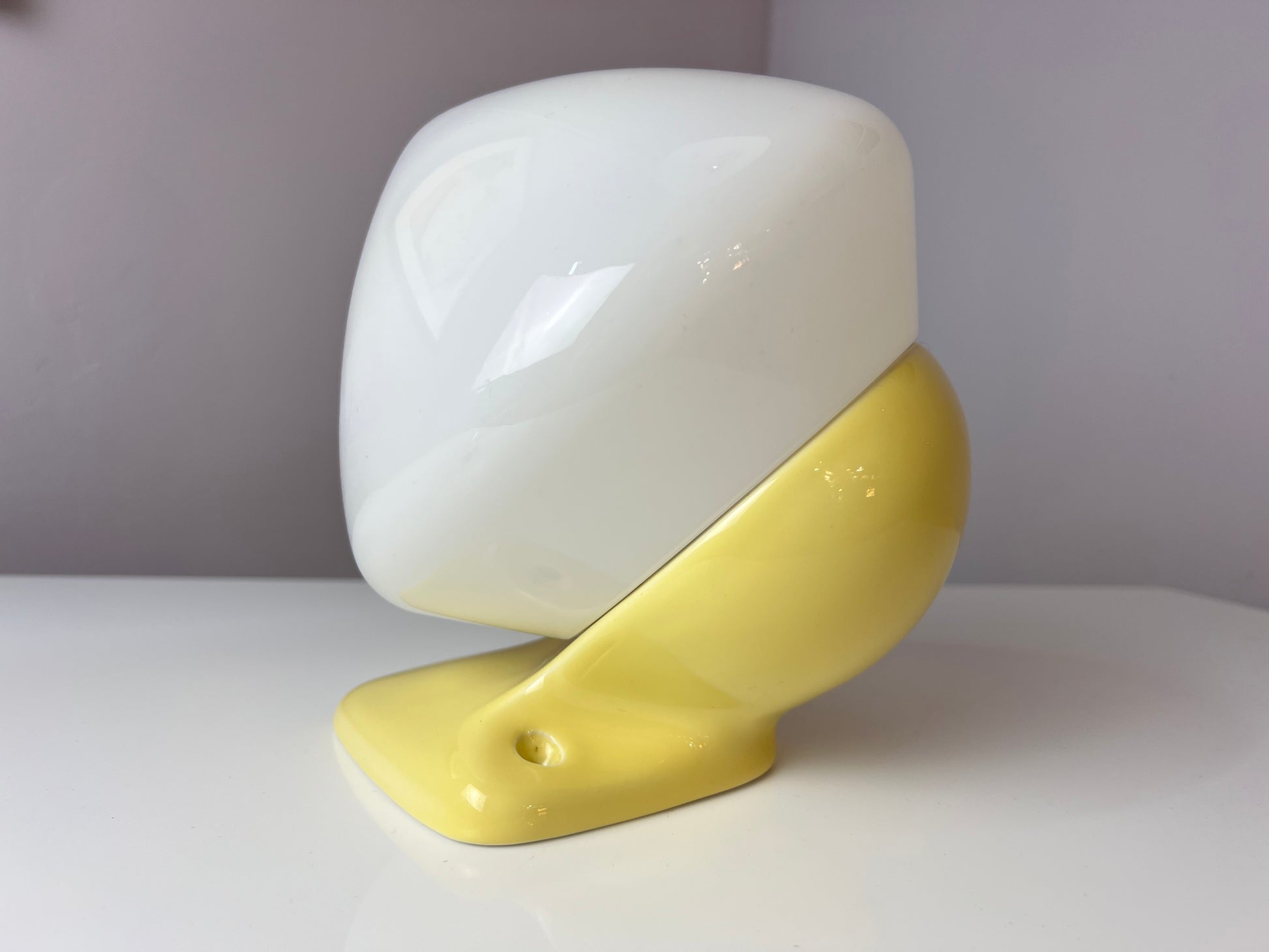 Wandlampe Modell 6030 gelb von Sigvard Bernadotte für Ifö