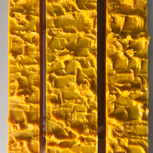 Wandlampe gelb von Uwe Mersch