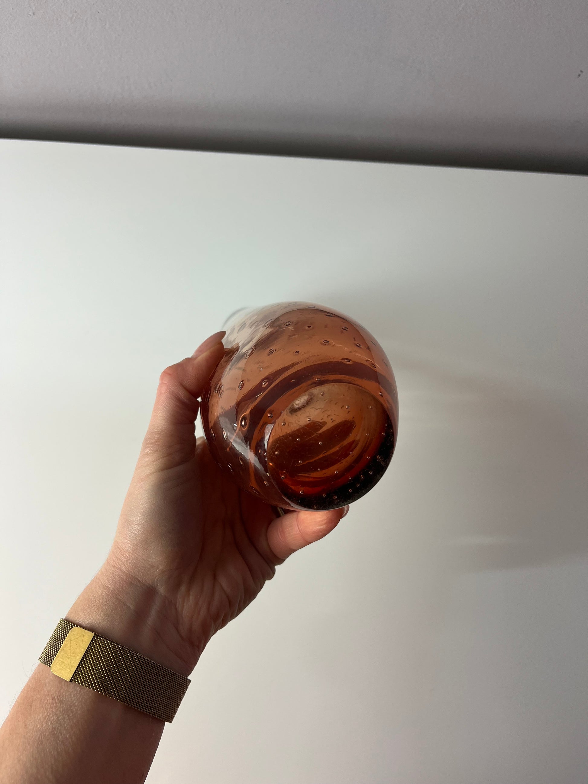 Vase orangebraun mit Einschlüssen