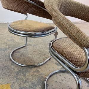 Freischwinger beige Chrom von Giotto Stoppino - mit kleinen Gebrauchsspuren