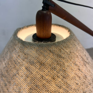 Stehlampe mit verstellbarem Arm & Gegengewicht aus Dänemark