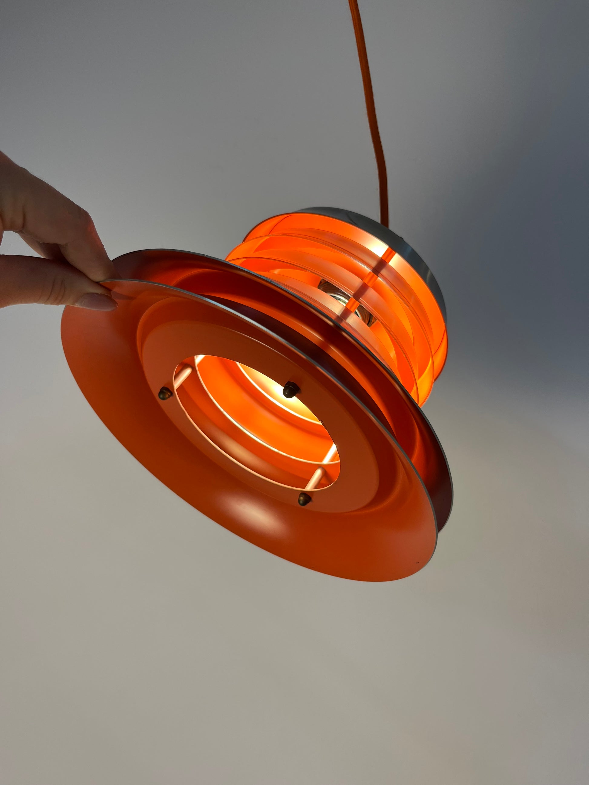 Lamellenlampe silber orange von Carl Thore für Granhaga