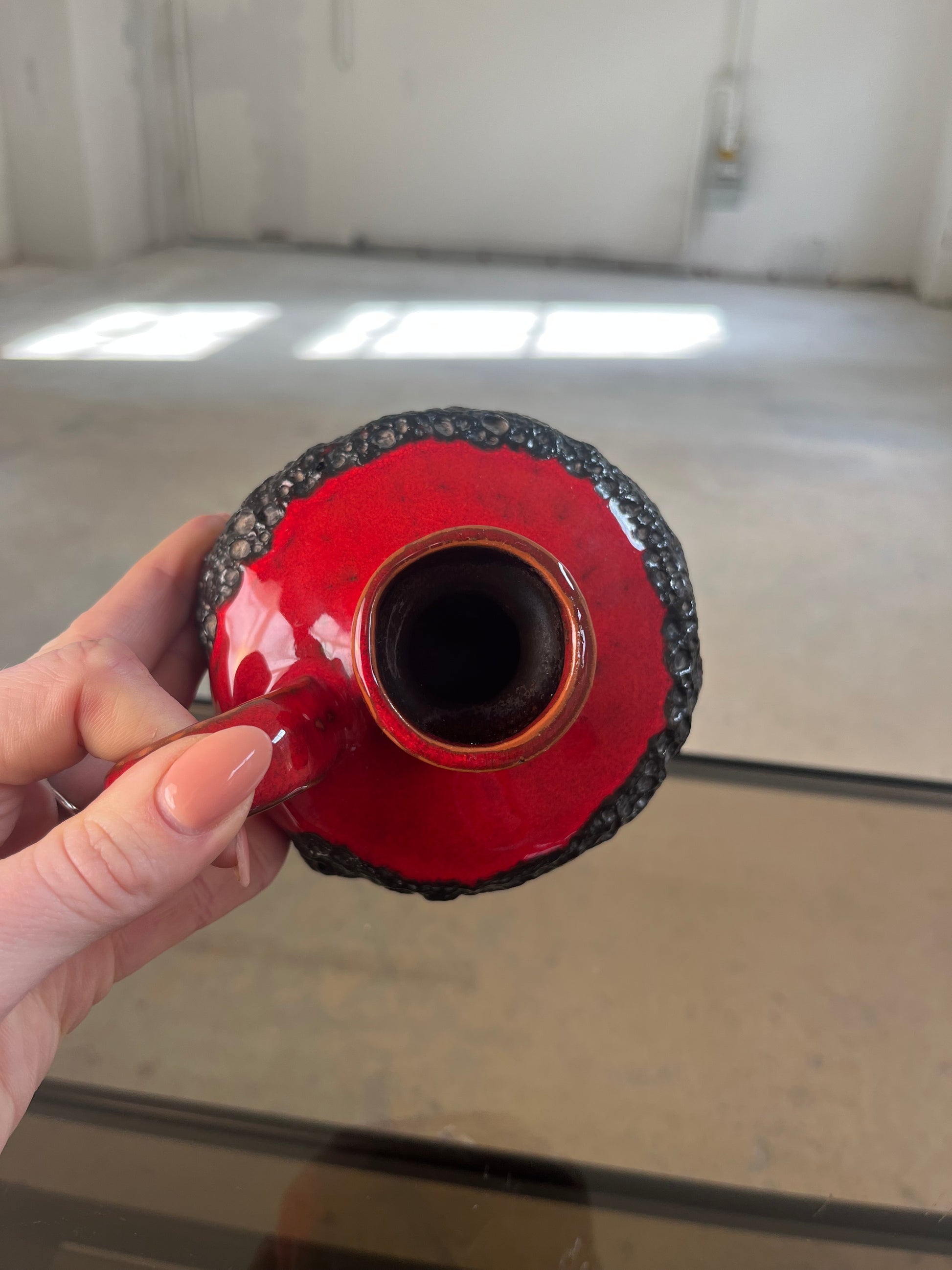 Vase 210 rot schwarz von Kreutz Keramik