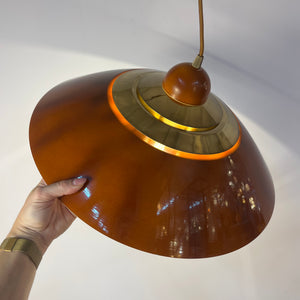 Hängelampe orange Messing aus Belgien
