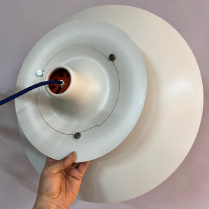 Lamellenlampe PH5 weiß blau von Poul Henningsen für Louis Poulsen