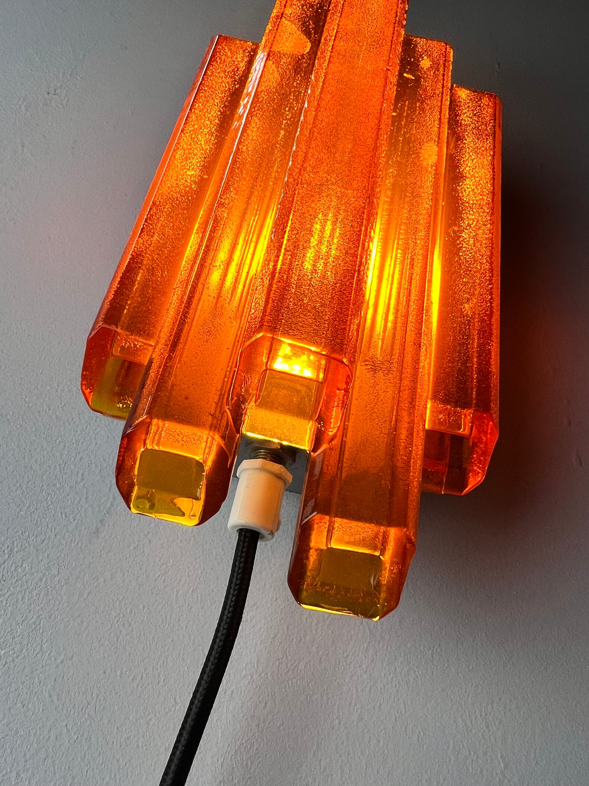 Wandlampe bernsteingelb von Claus Bolby für Cebo