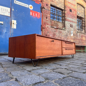 Lowboard Teak auf Hairpinlegs von rt Möbel