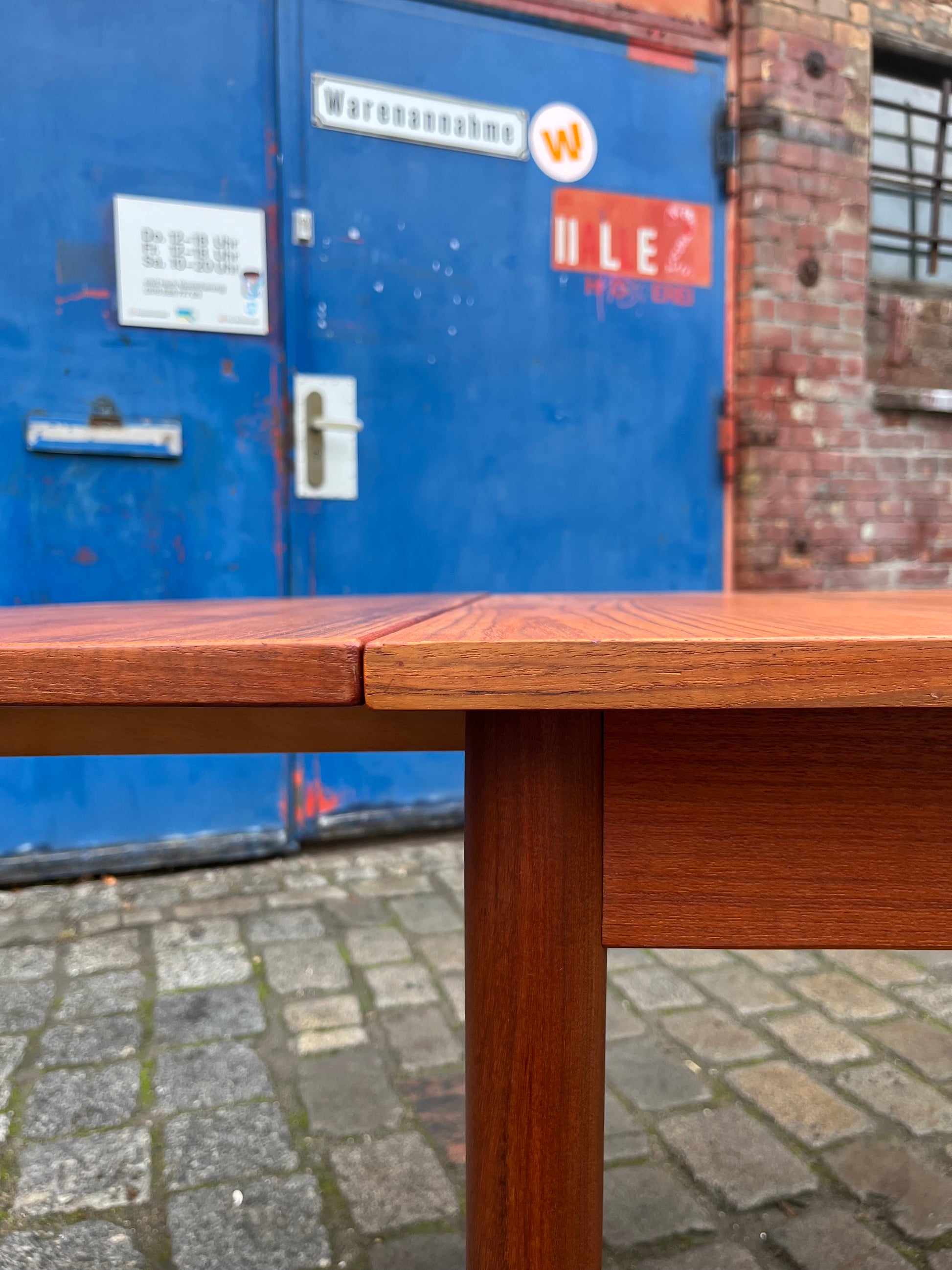 Esstisch Teak verlängerbar mit eingehängten Platten