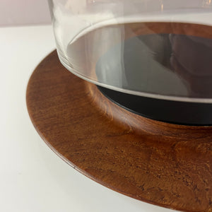 Käseglocke und Teakbrett aus Dänemark