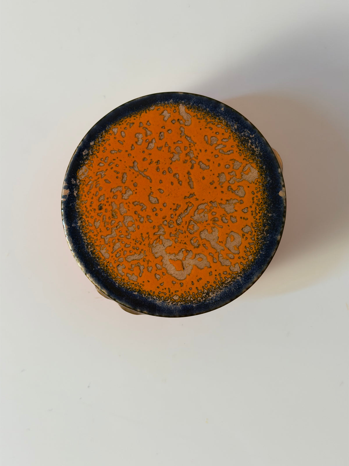 Set: 8x Untersetzer orange emailliertes Kupfer von VEB Zwintschöna