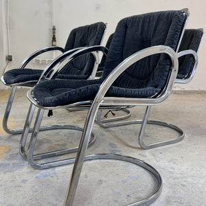 Freischwinger grau Cord Chrom von Gastone Rinaldi
