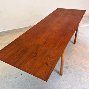 Ausziehbarer Esstisch Teak von Johannes Andersen