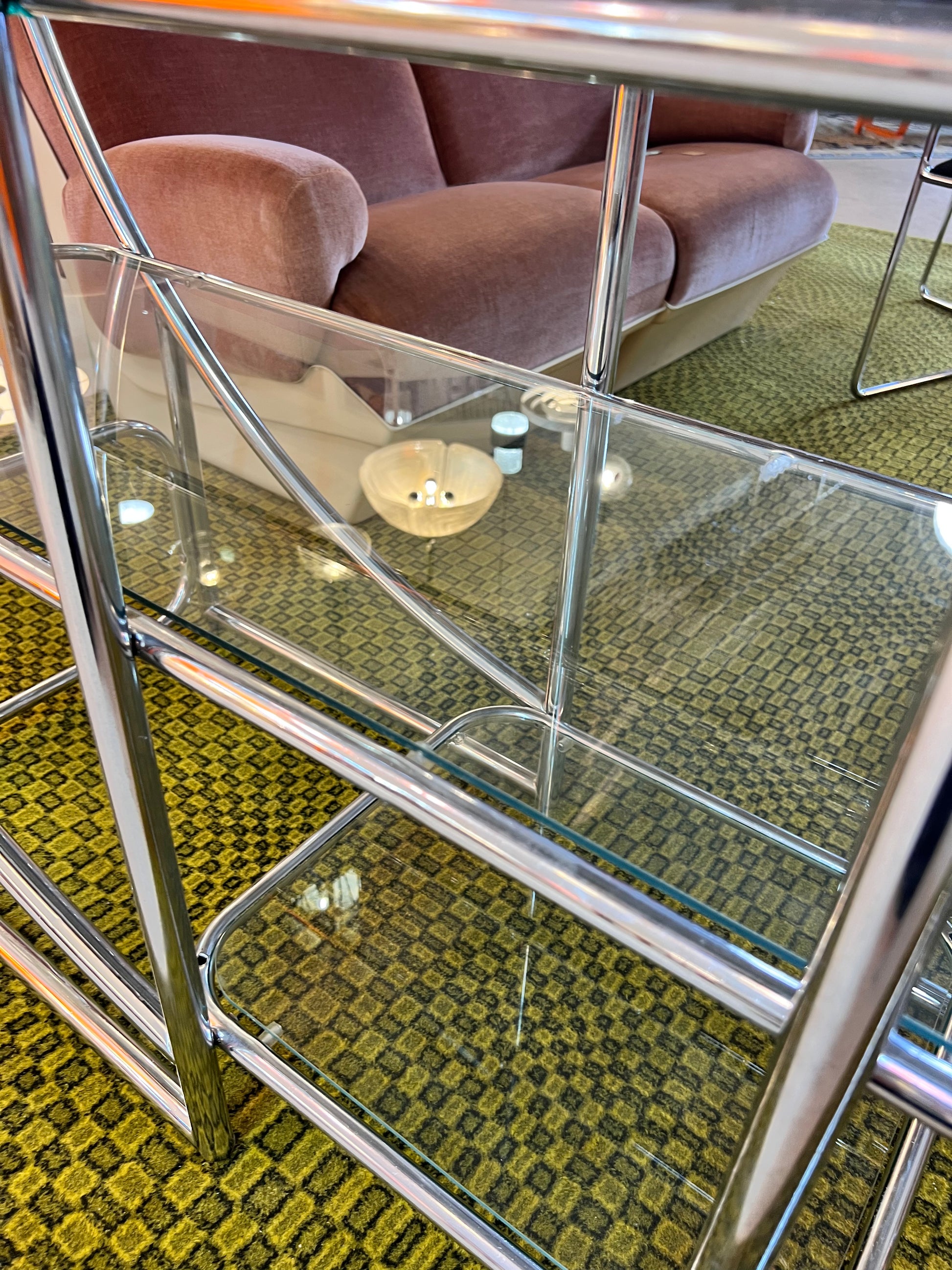 Rundes Regal / Raumteiler Chrom & Glas - Designklassiker