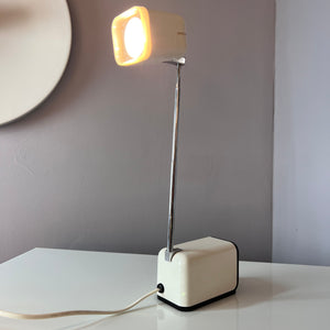Tischlampe Modell 1001 weiß mit Teleskoparm von Karstadt
