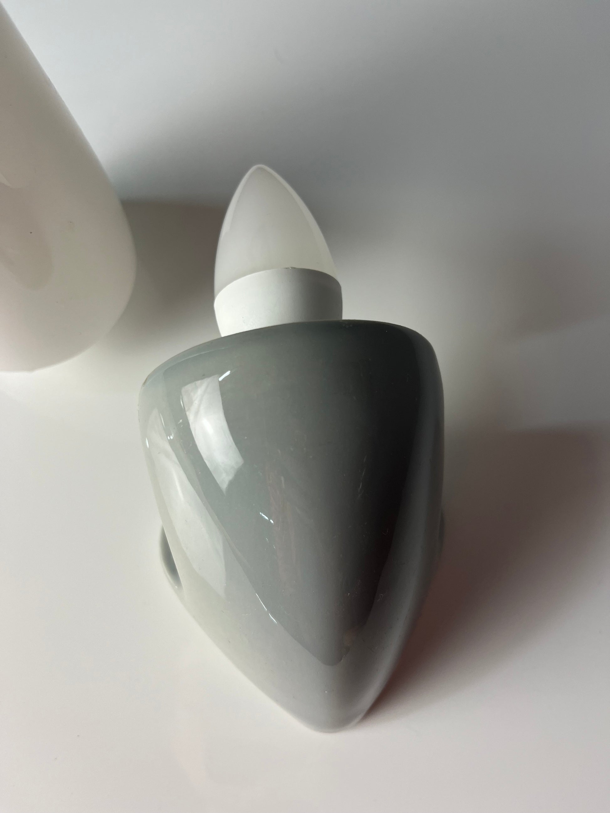 Wandlampe Modell 6035 hellgrau von Sigvard Bernadotte für Ifö