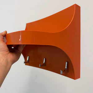Wandregal orange Kunststoff mit Garderobenhaken