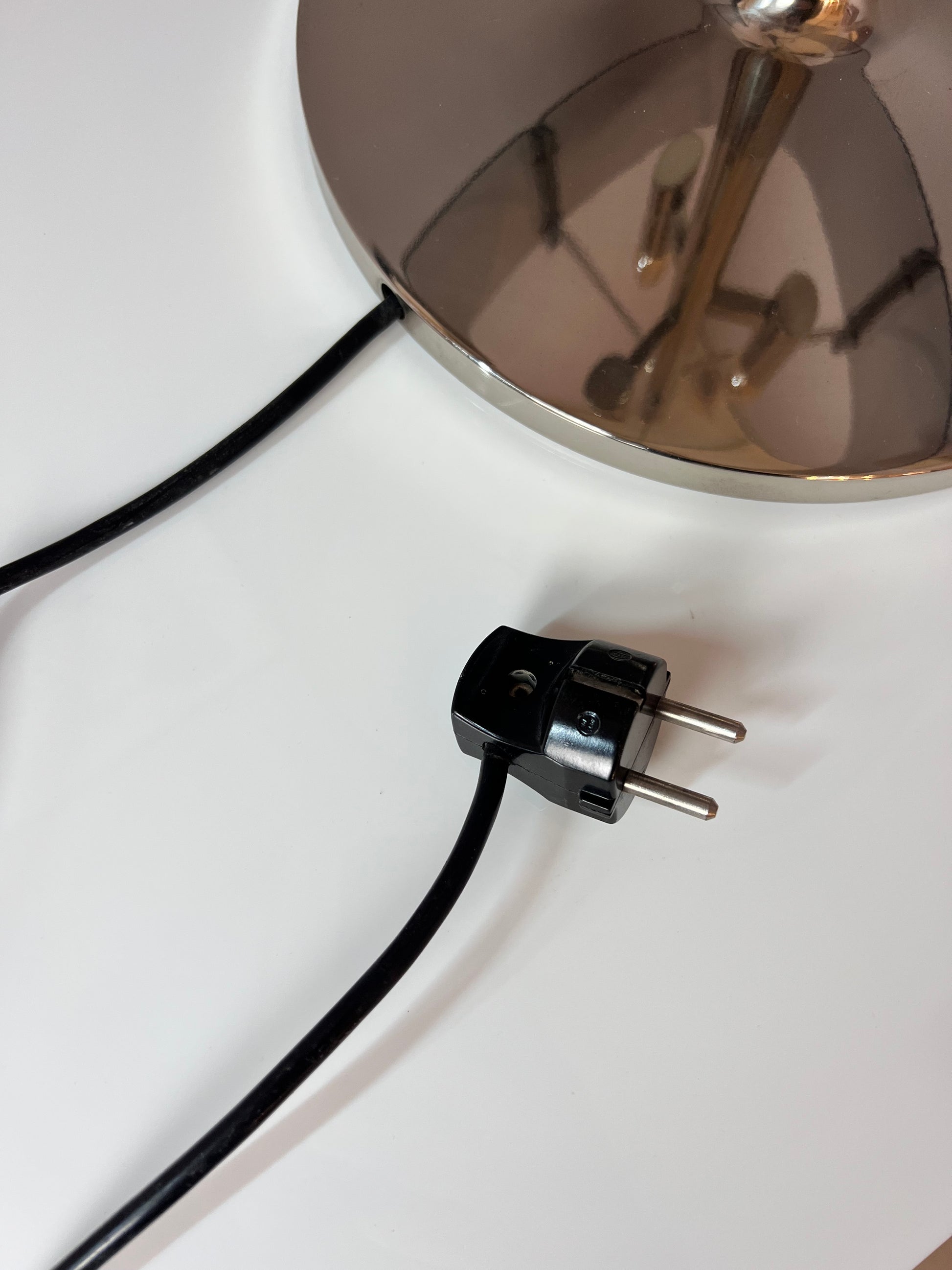 Tischlampe Chrom & Rauchacryl