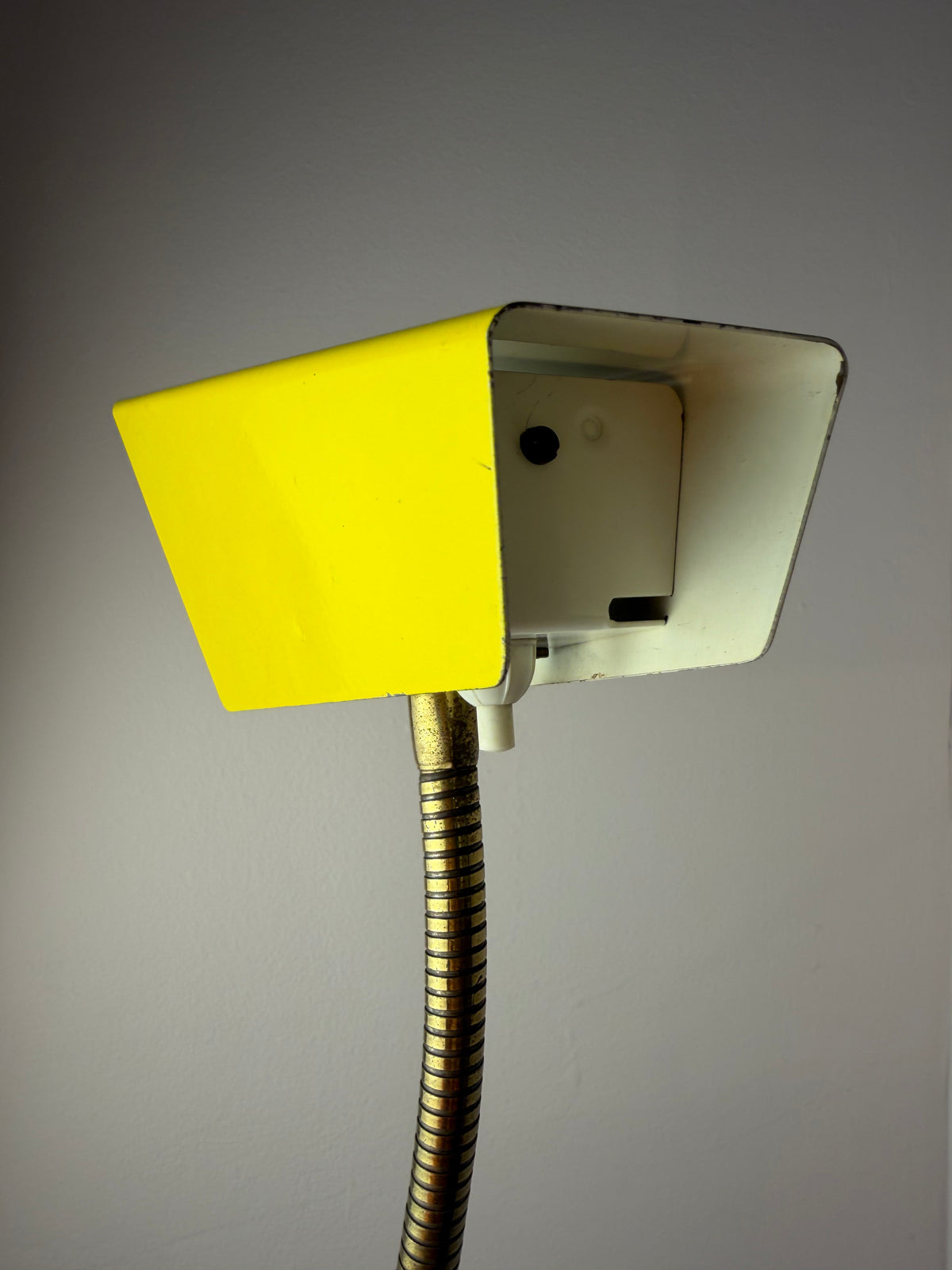 Klemmlampe gelb gold von HOSO (Hoffmeister & Sohn)