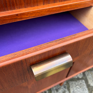 Highboard Teak mit Jalousietüren aus Dänemark