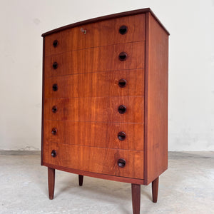 Halbrunde Kommode Teak mit runden Griffen & Schloss aus Dänemark