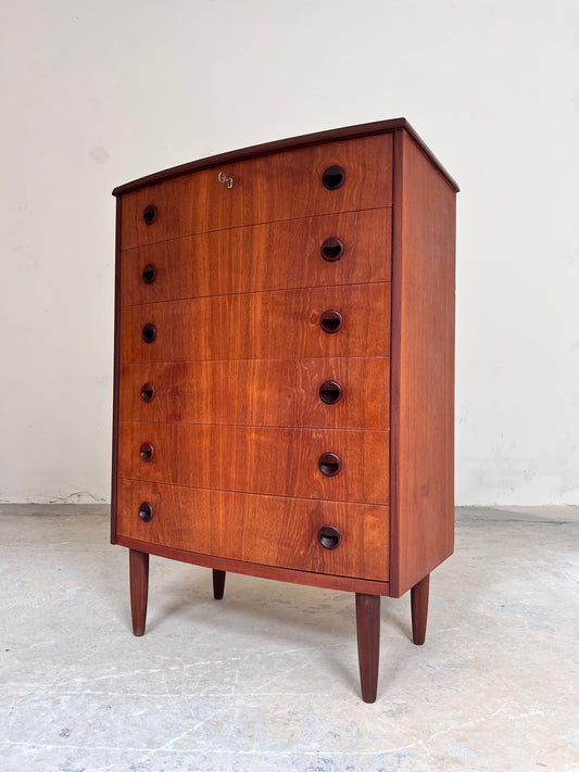 Halbrunde Kommode Teak mit runden Griffen & Schloss aus Dänemark