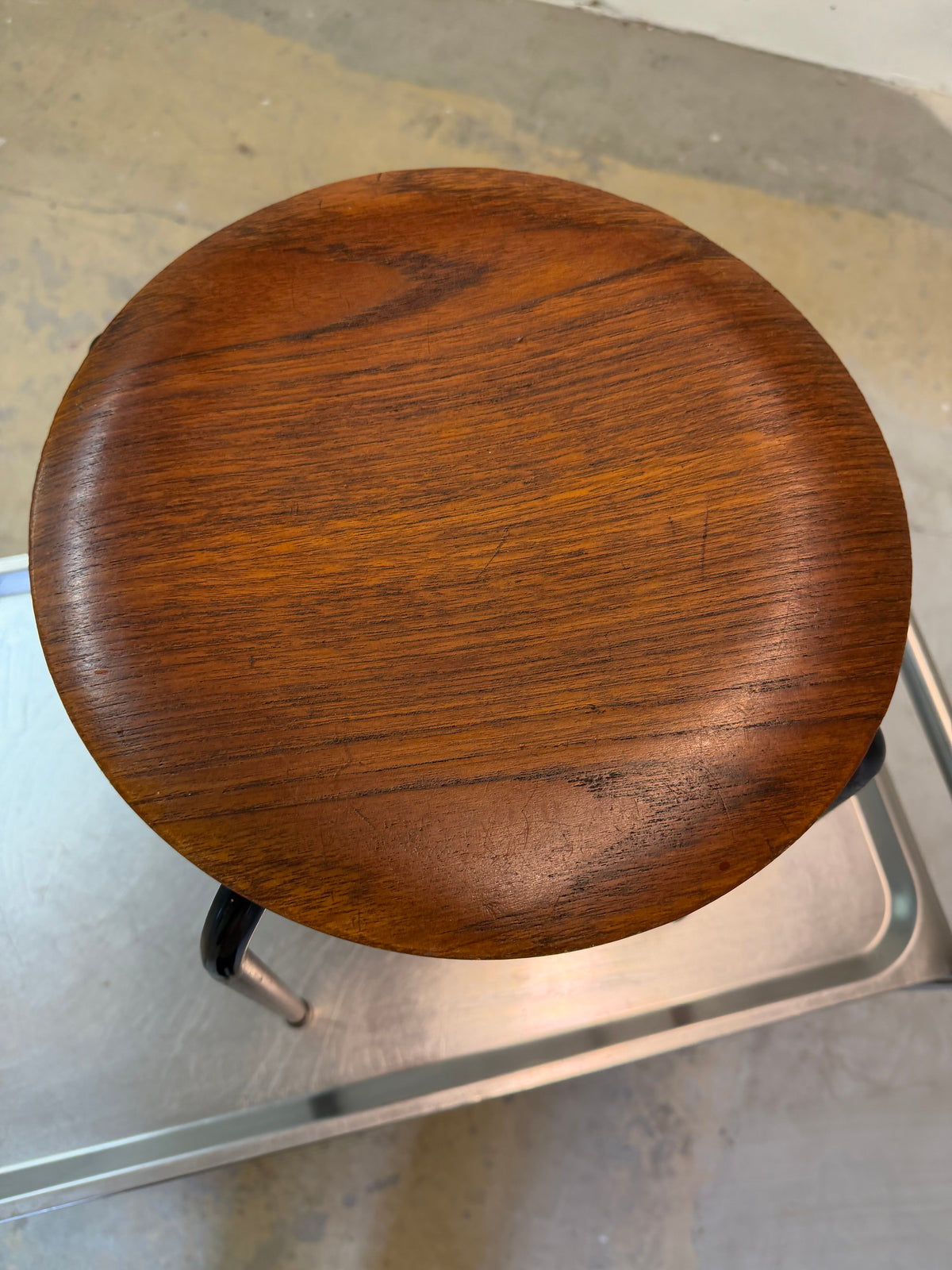 Dot Hocker schwarz Teak von Arne Jacobsen für Fritz Hansen