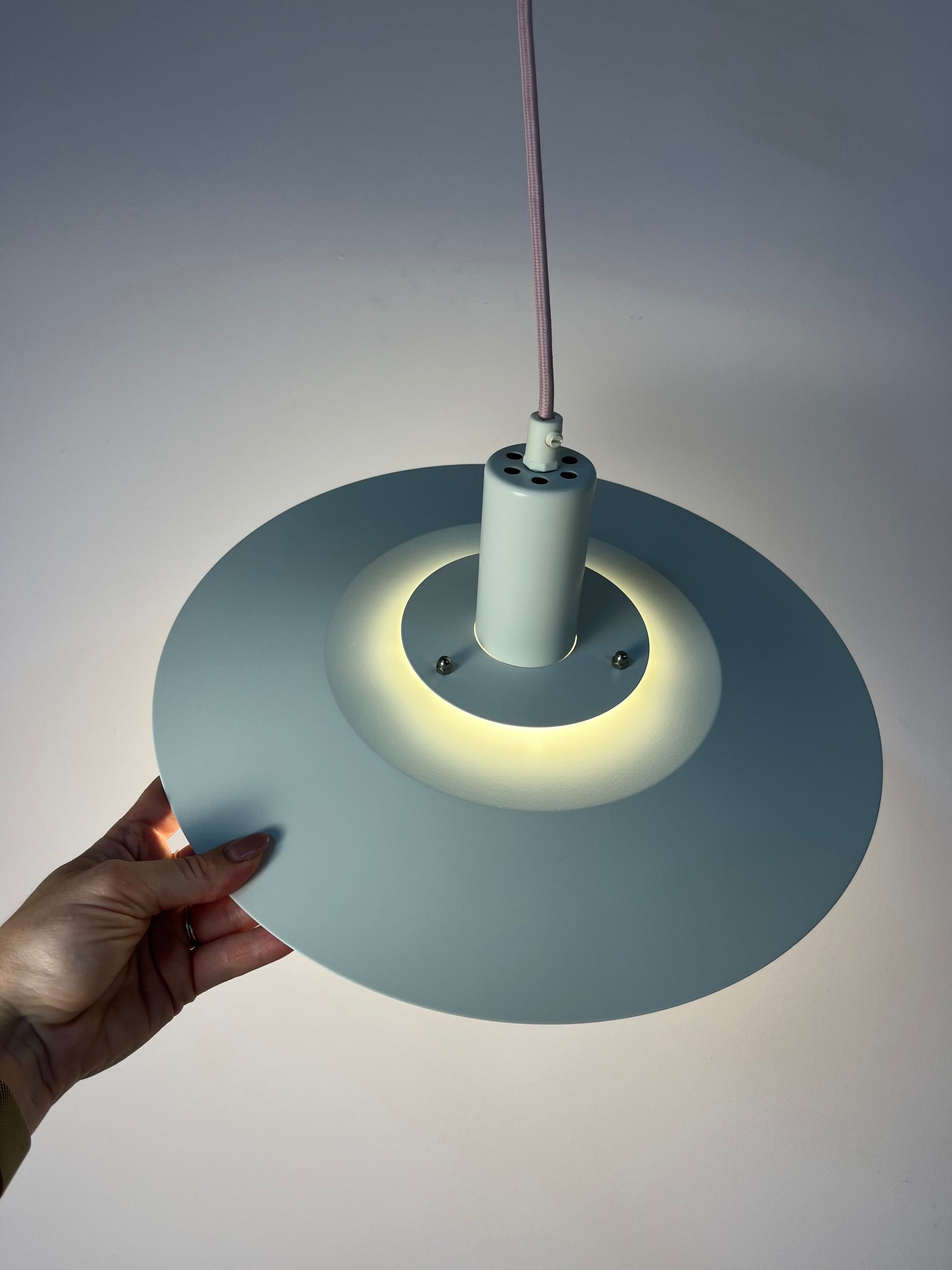 Lamellenlampe Typ 4000 weiß von Lyfa