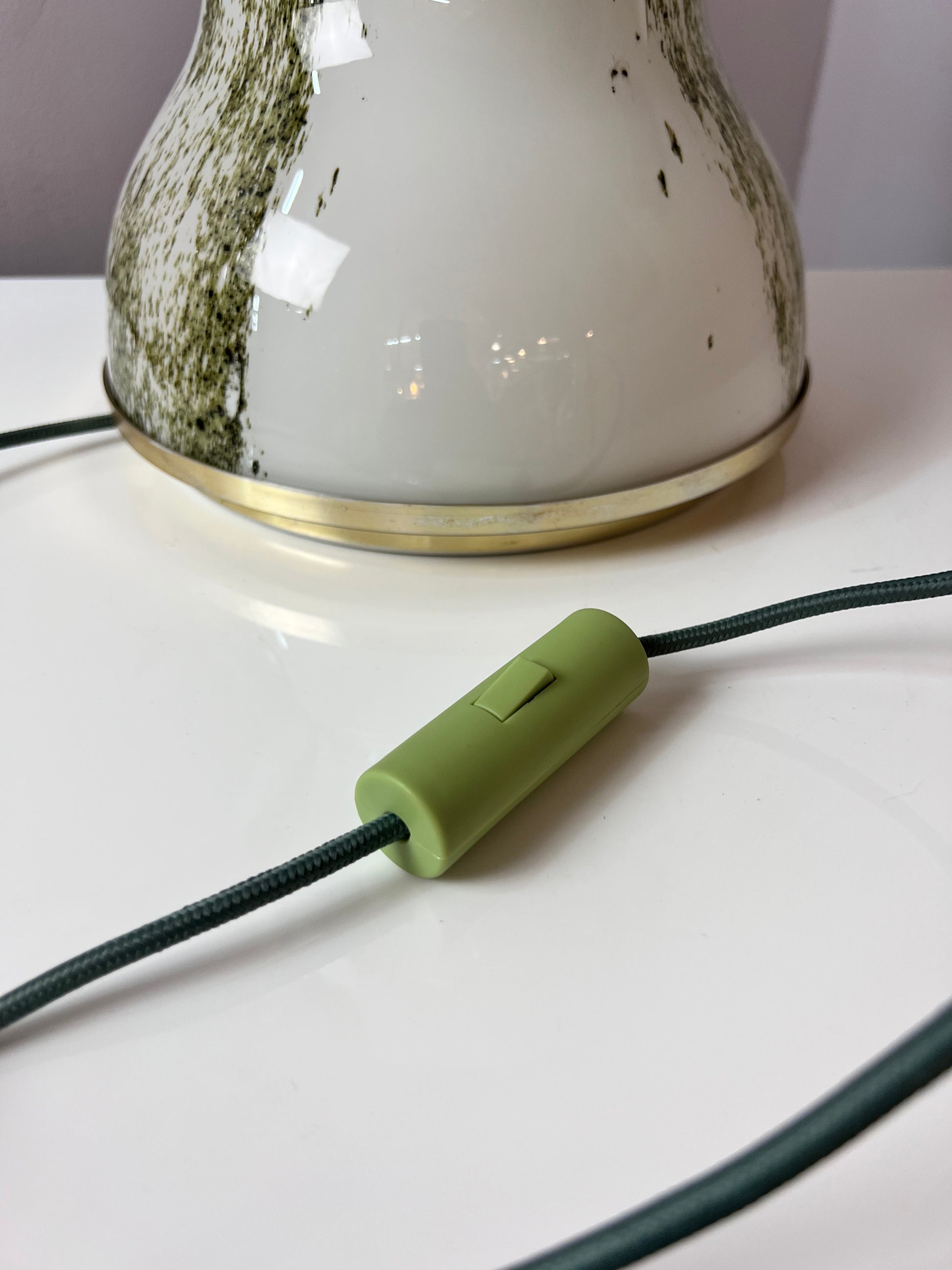 Tischlampe grün weiß Glas von Doria