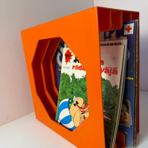 Schallplattenständer orange von Schweizer Design