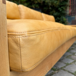 3-Sitzer Sofa gelb Echtleder Holz von Rolf Benz