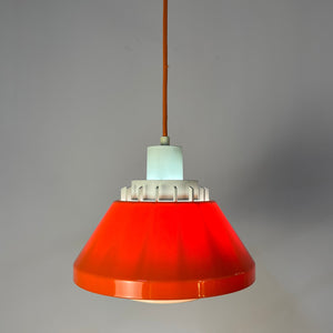 Hängelampe Modell 854 orange Kunststoff von Lyskær Belysning
