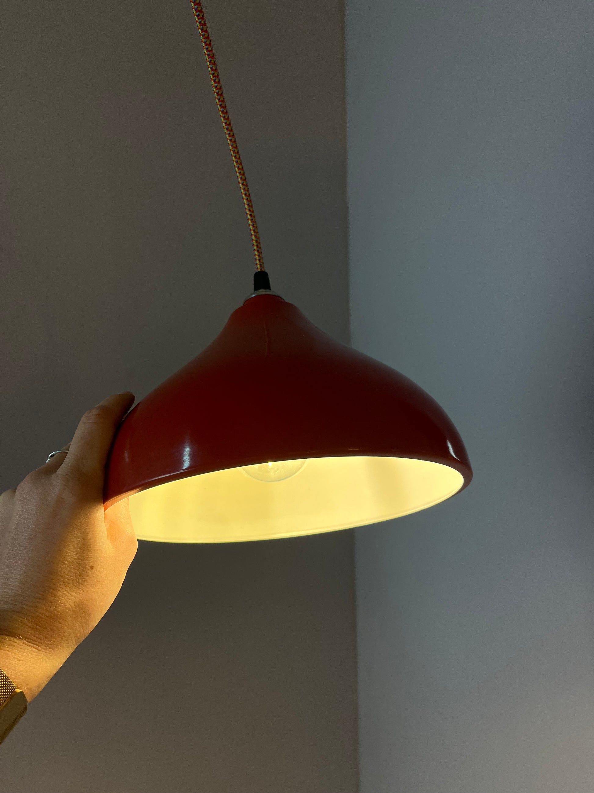 Hängelampe rot von Rolf Krüger für Staff