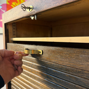 Rollladenschrank mit Messinggriff & Schloss von Soennecken