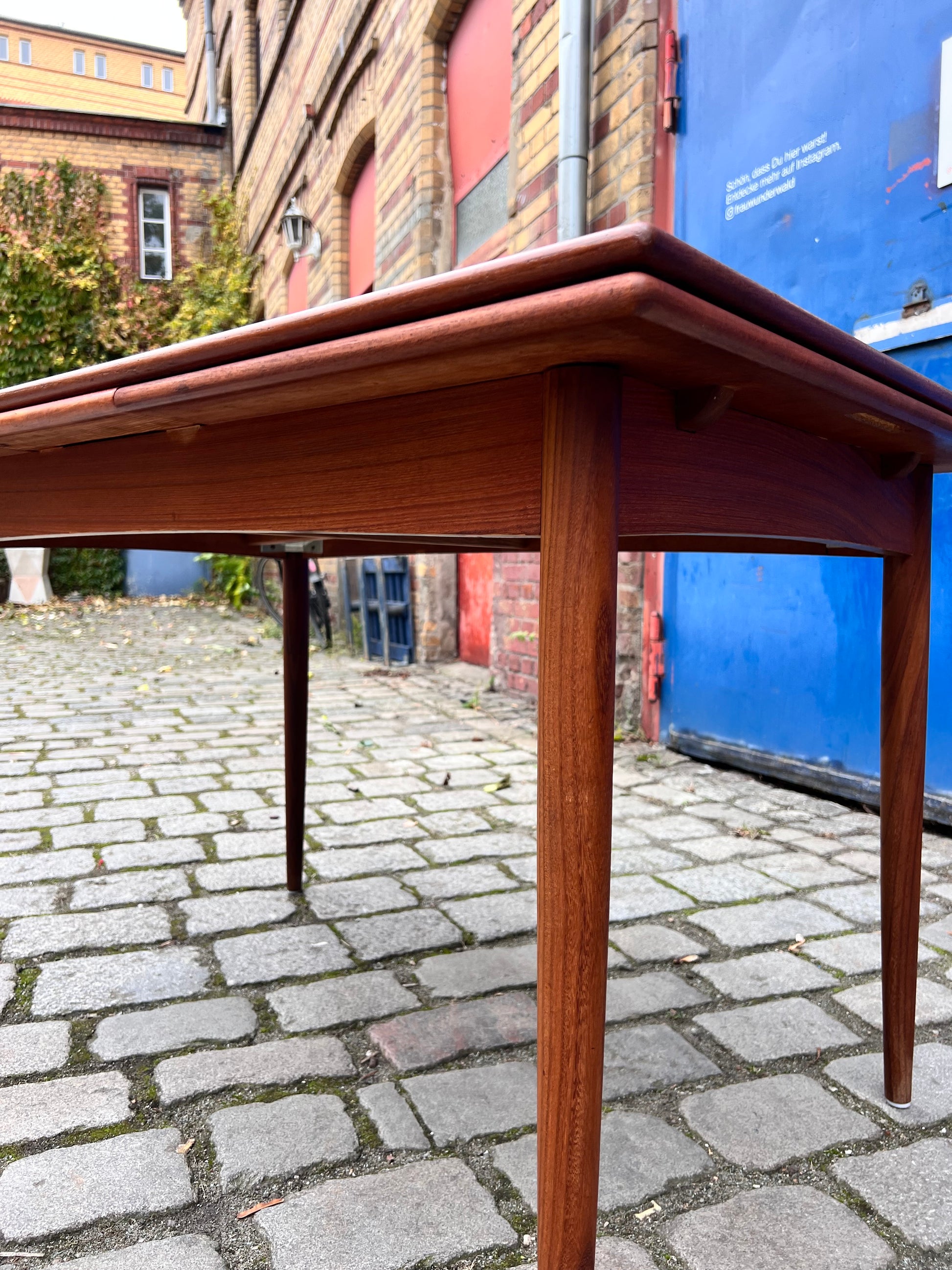 Esstisch Teak ausziehbar aus Dänemark