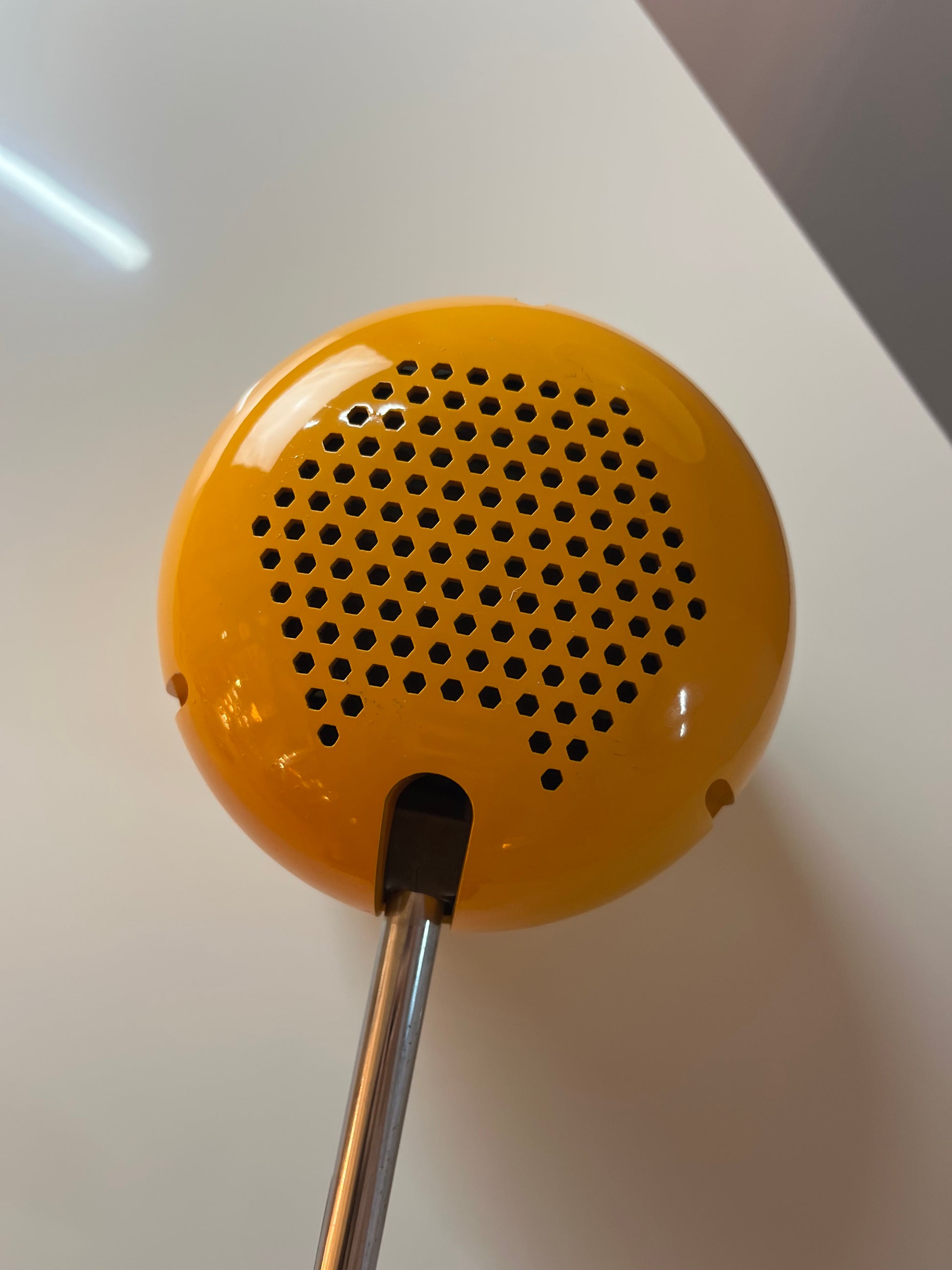 Wand- oder Deckenstrahler gelb von STAFF