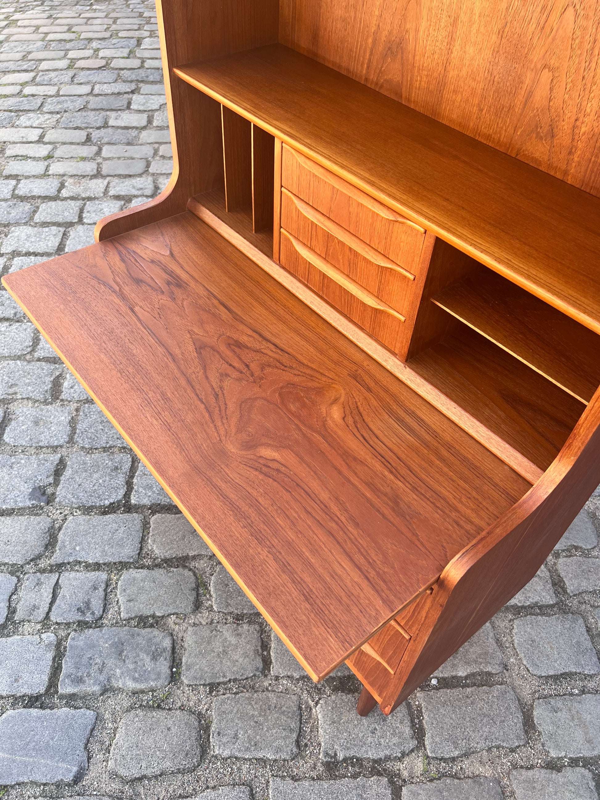 Bücherregal Teak mit Sekretär & Ausziehplatte aus Dänemark