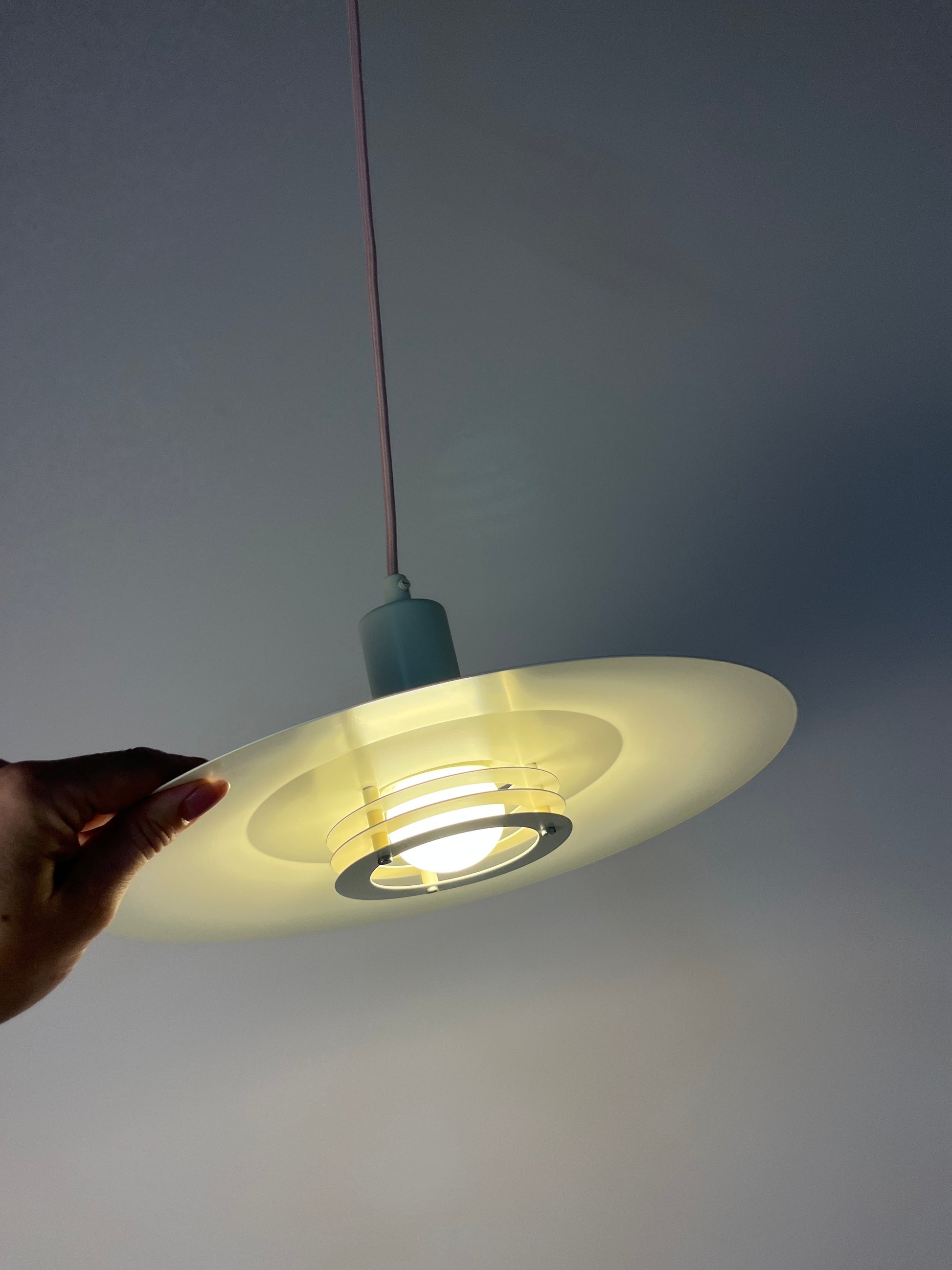 Lamellenlampe Typ 4000 weiß von Lyfa
