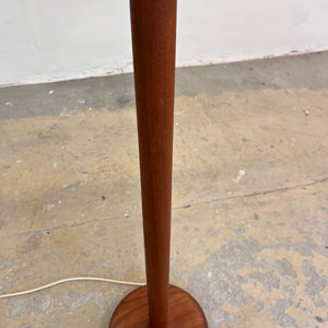 Stehlampe Teak mit verziertem Stoffschirm aus Dänemark