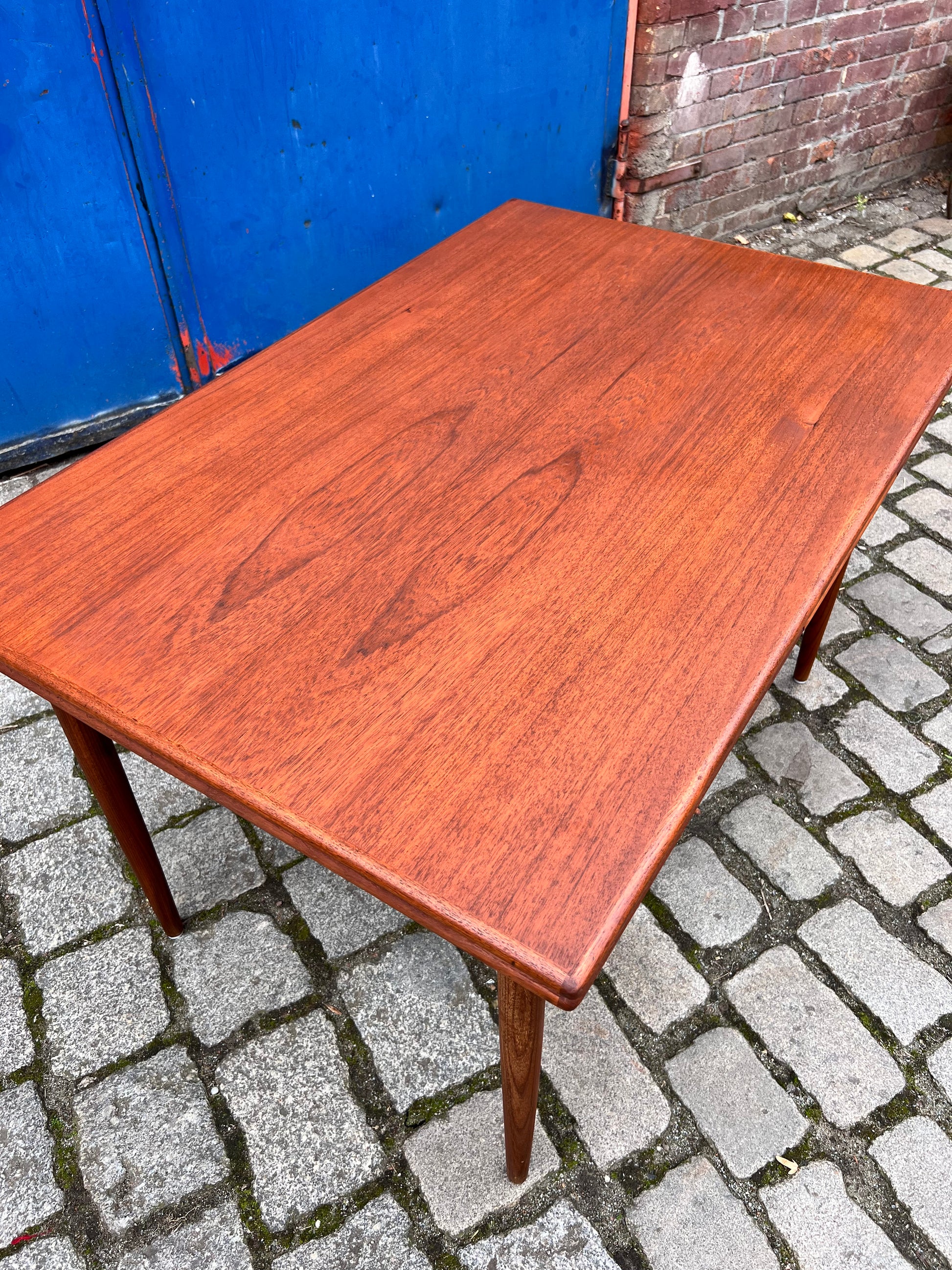 Esstisch Teak ausziehbar aus Dänemark