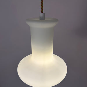 Hängelampe mattweiß Glas aus Dänemark