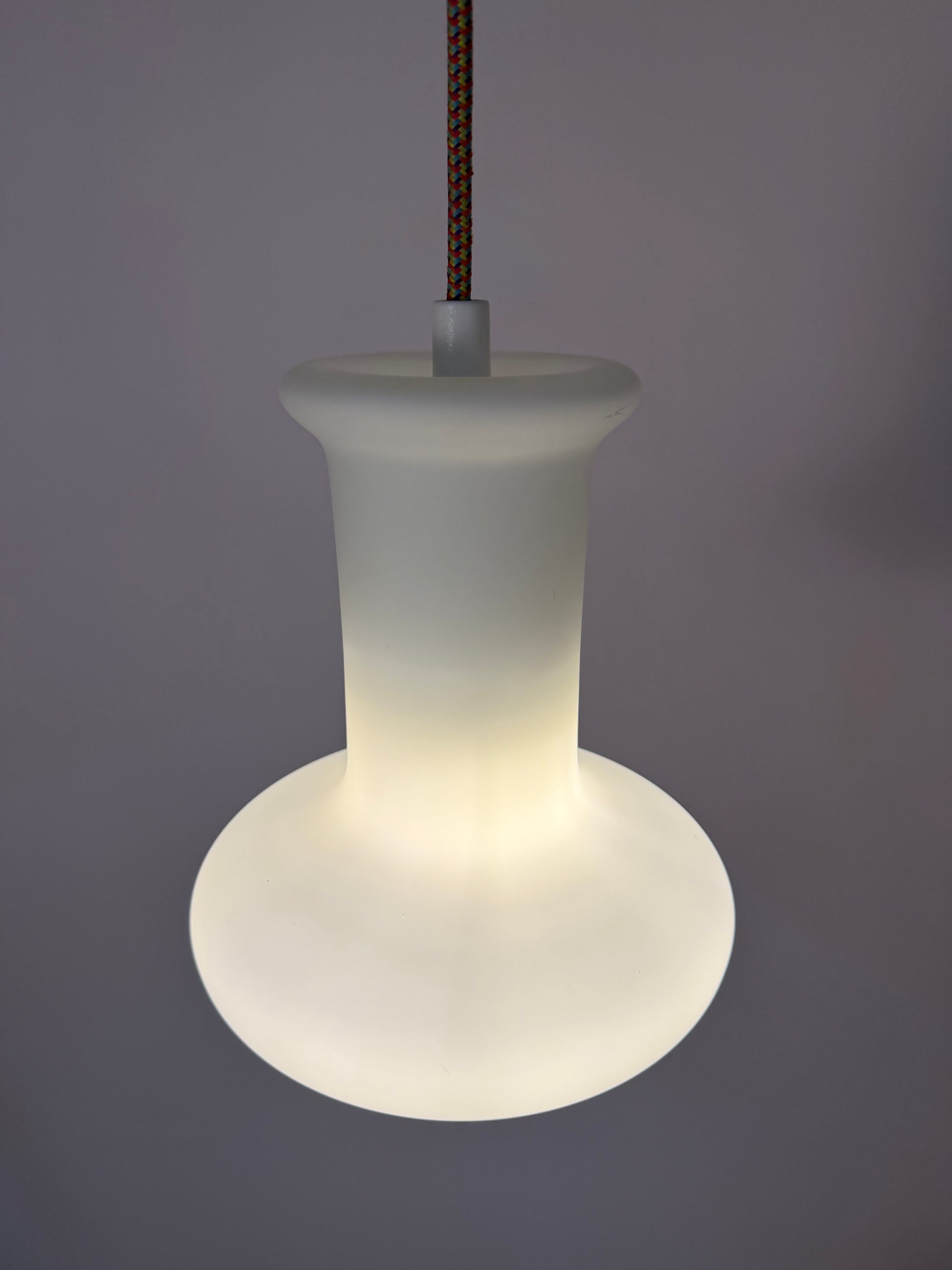 Hängelampe mattweiß Glas aus Dänemark